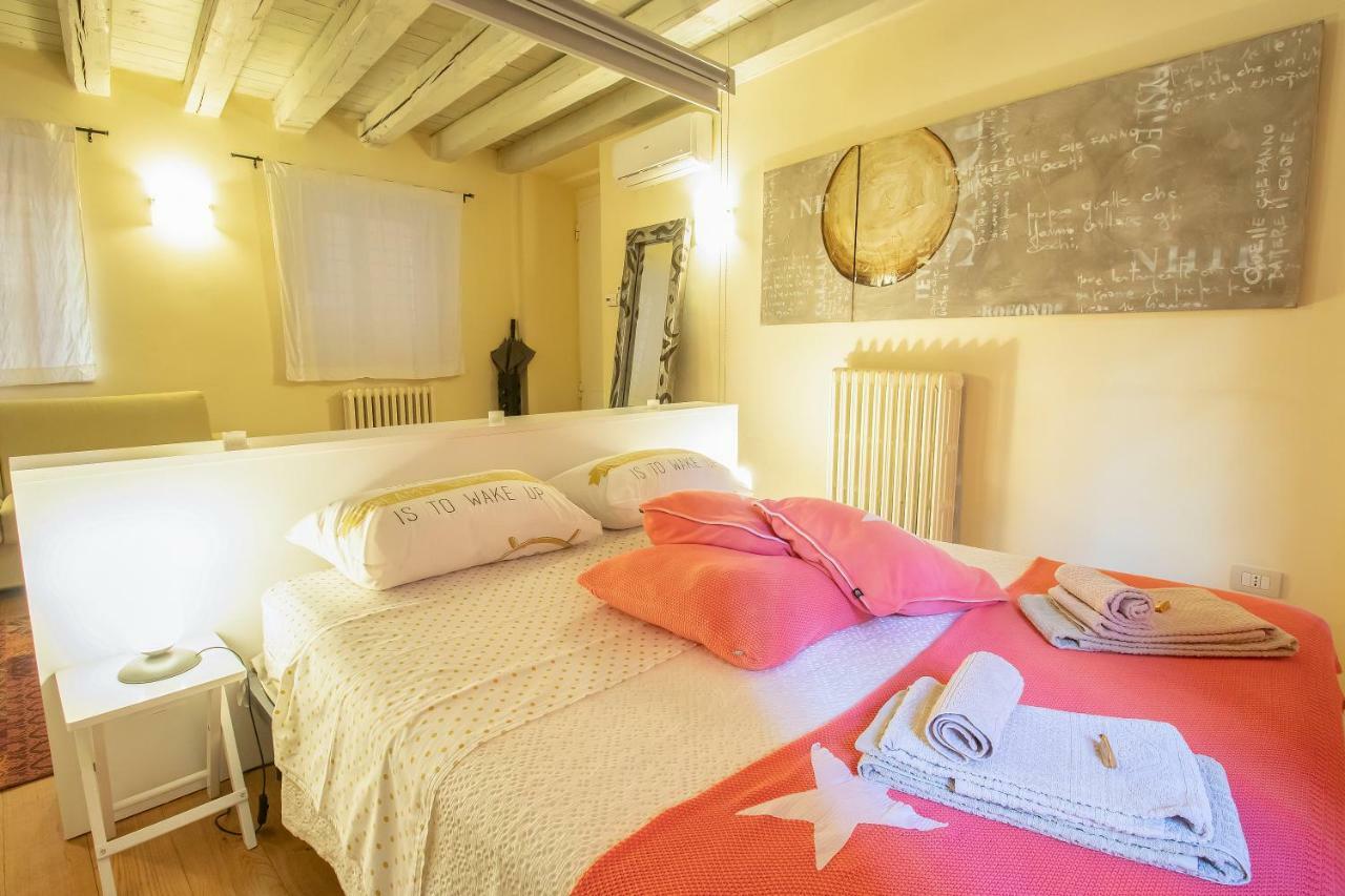 Lovely Apartment Sottoriva Verona Buitenkant foto
